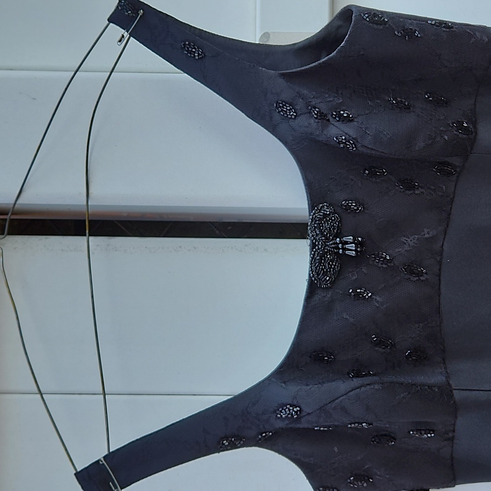 EUC JS Collections Prom Bridal Evening Gown - Picture 3 of 10